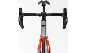 Bicicleta Conor Rush Shimano 105 2026