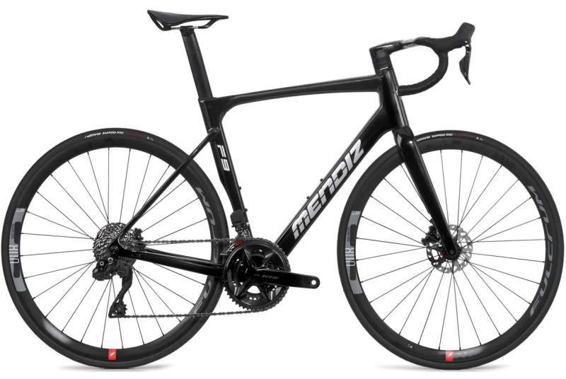 Bicicleta Mendiz F9.05C 105 Di2 2026