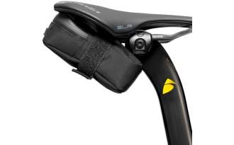 Bolsa Almsthre Signature Saddle