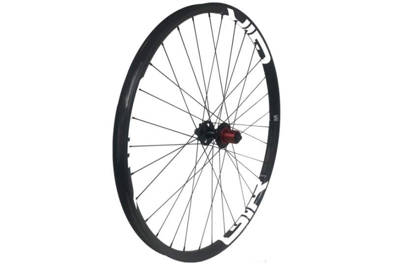 Rueda GTR SL30 27,5” blanca C/L SHIM