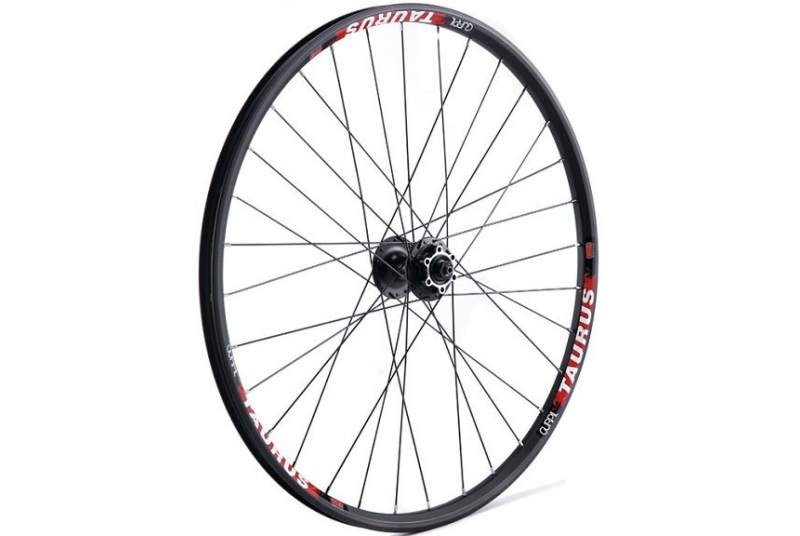 Rueda Taurus negra C/475 delantera